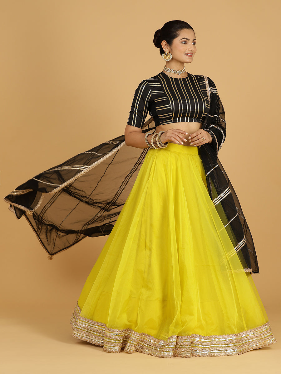 Chandni x Tyohaar Dupatta, in Gold Viscose, made for party & festive (view 4).