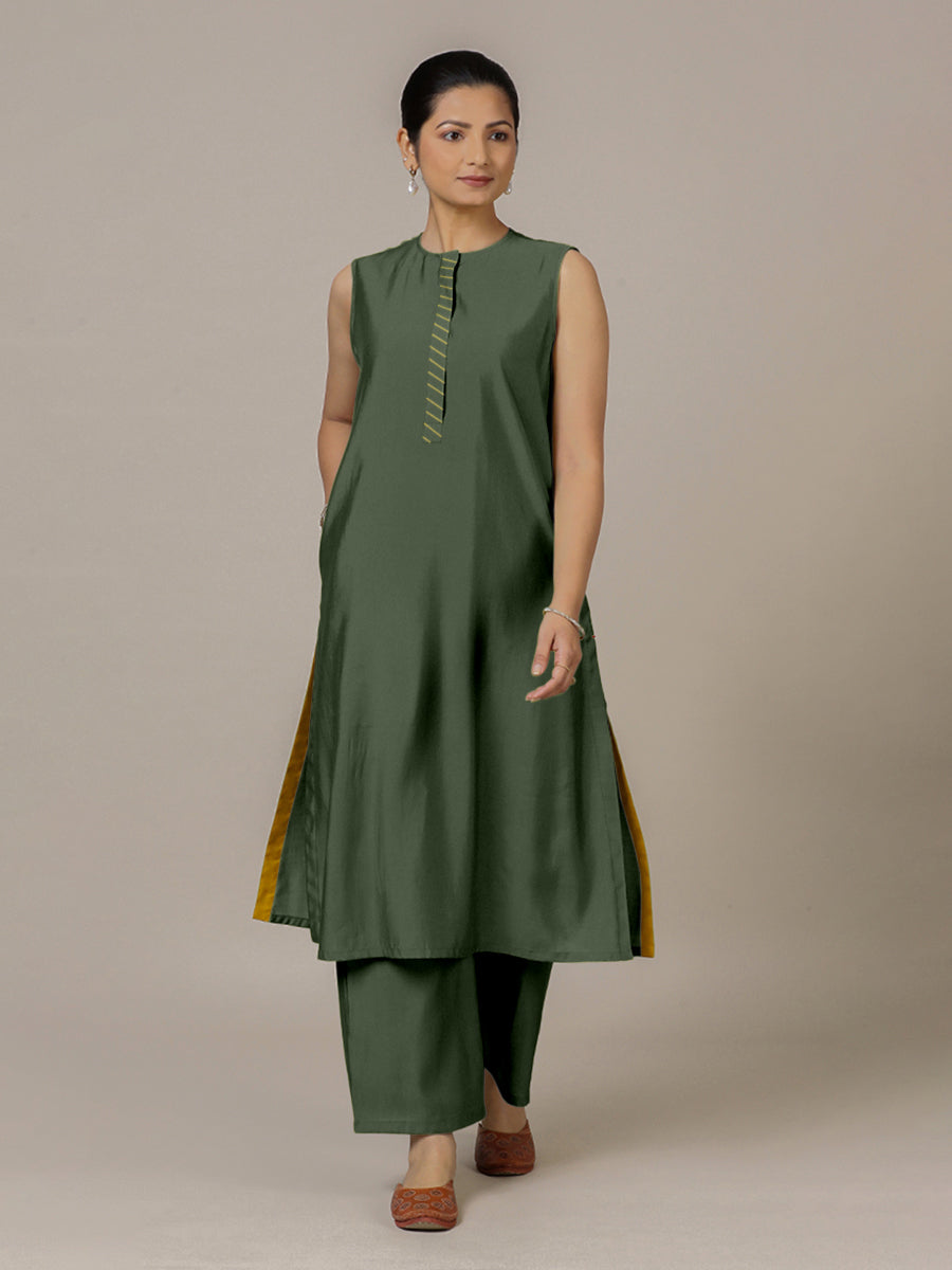Adah x Rozaana Kurta, in Green Viscose, featuring sleeveless and jewel neckline, made for daily & work (view 6).