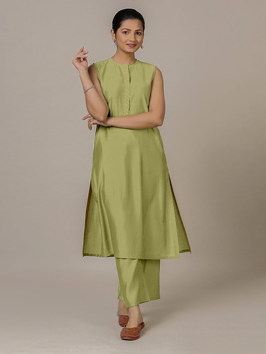 Adah x Rozaana Kurta, in Green Viscose, featuring sleeveless and jewel neckline, made for daily & work (view 7).