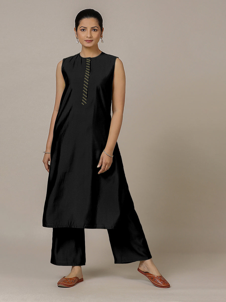 Adah x Rozaana Kurta, in Black Viscose, featuring sleeveless and jewel neckline, made for daily & work.