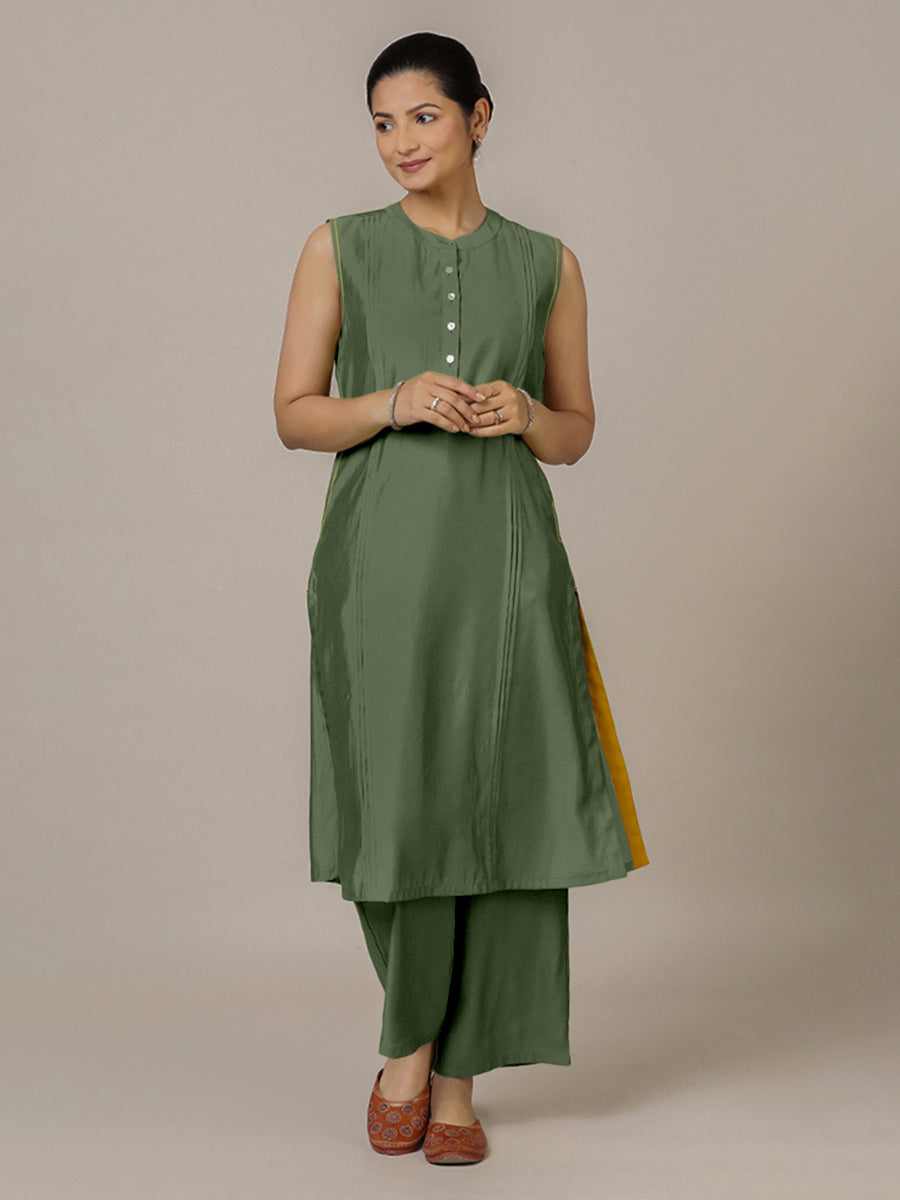 Alina x Rozaana Kurta, in Green Viscose, featuring sleeveless and flat collar neckline, made for daily & work (view 7).