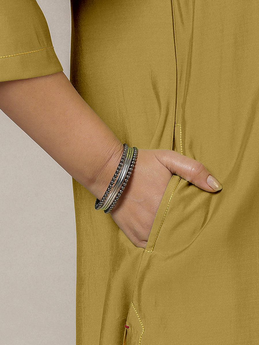 Alisha x Rozaana Kurta, in Yellow Viscose, featuring three quarter sleeves and v-neckline, made for daily & work (view 4).
