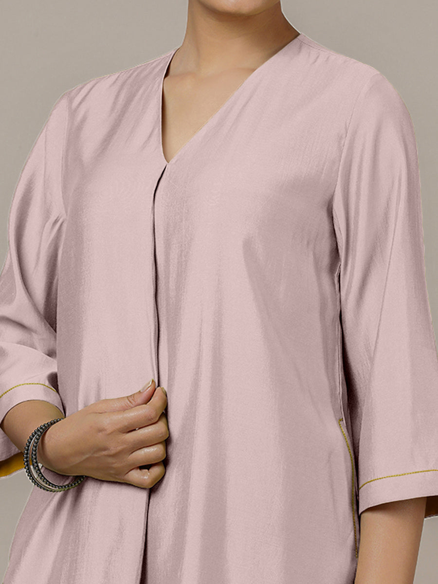 Alisha x Rozaana Kurta, in Purple Viscose, featuring three quarter sleeves and v-neckline, made for daily & work (view 3).