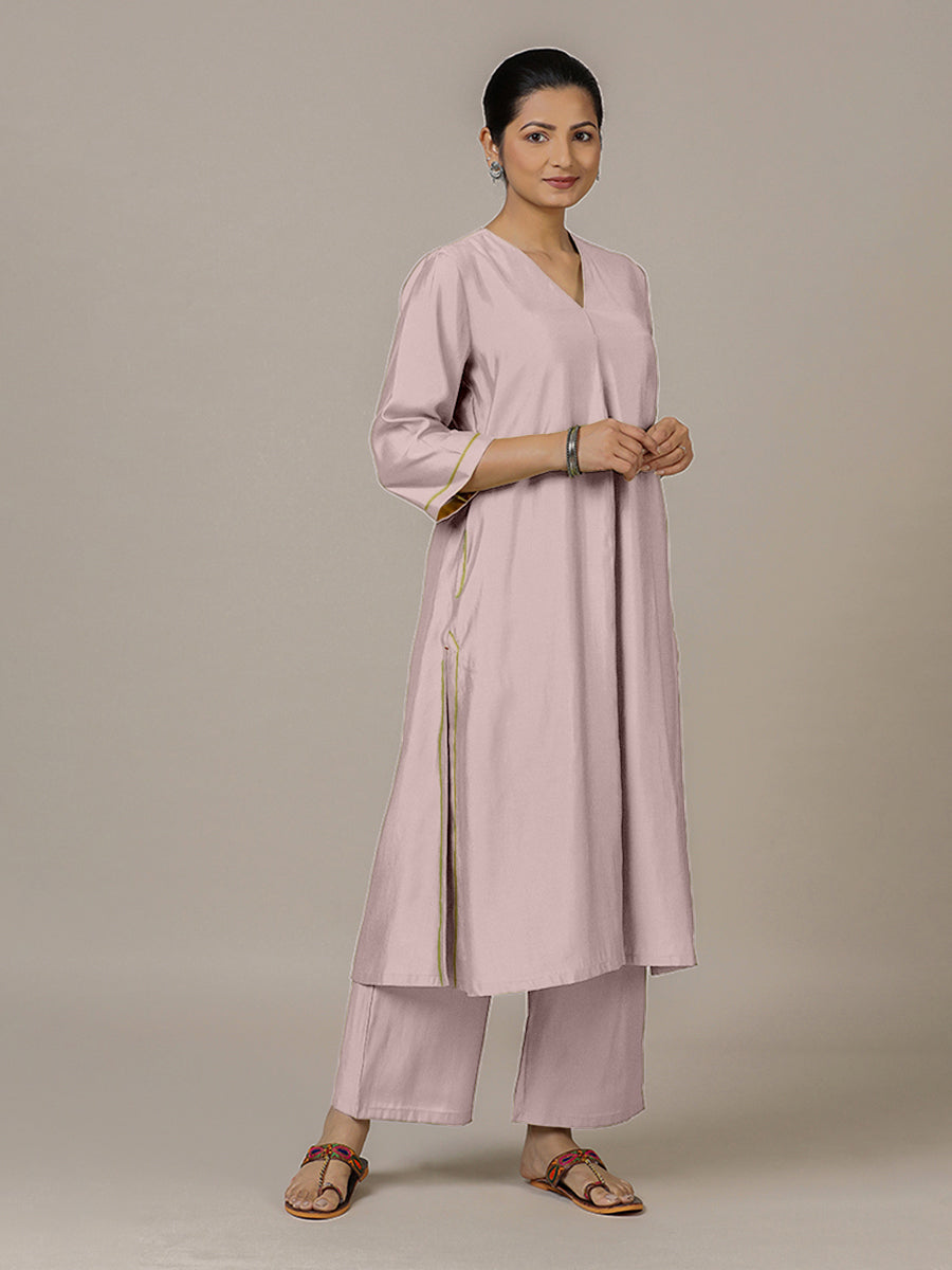 Alisha x Rozaana Kurta, in Purple Viscose, featuring three quarter sleeves and v-neckline, made for daily & work (view 7).