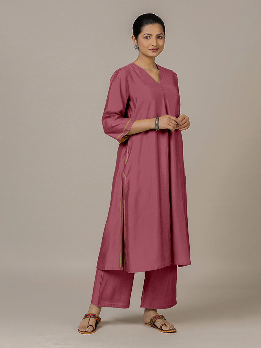 Alisha x Rozaana Kurta, in Pink Viscose, featuring three quarter sleeves and v-neckline, made for daily & work (view 7).