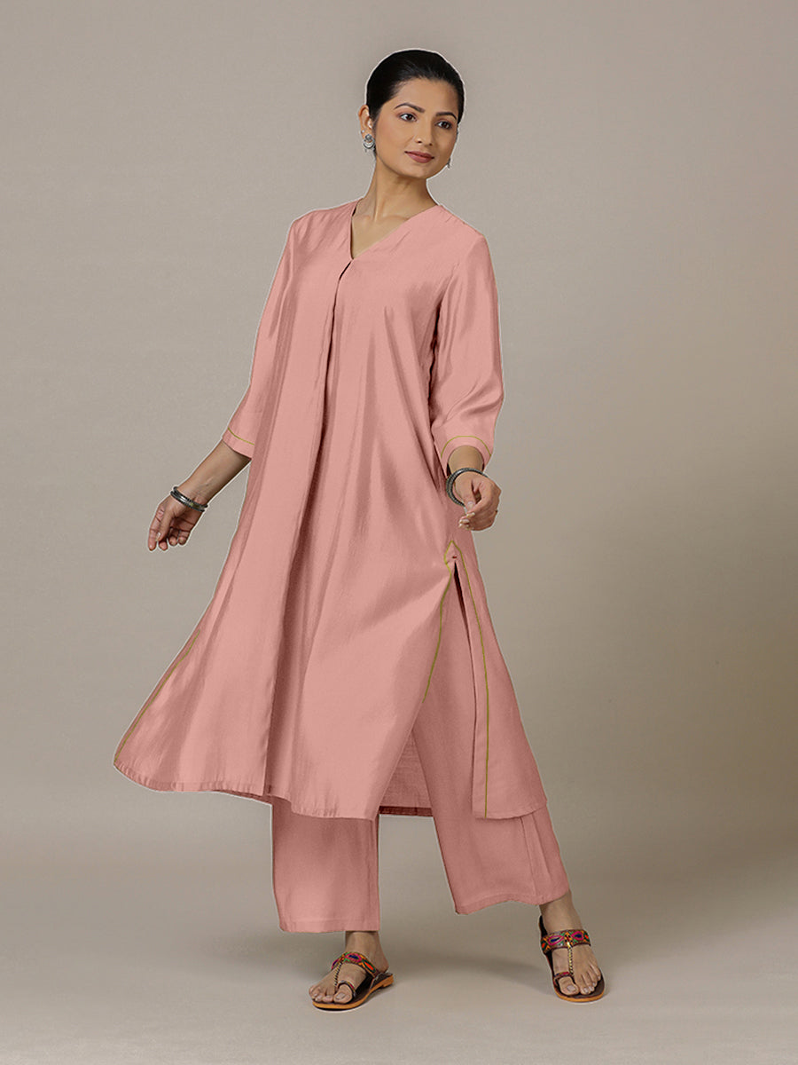 Alisha x Rozaana Kurta, in Pink Viscose, featuring three quarter sleeves and v-neckline, made for daily & work (view 5).