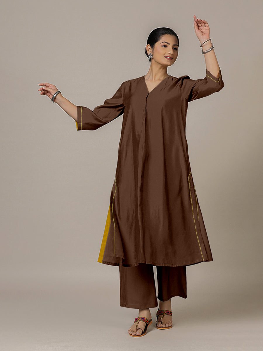 Alisha x Rozaana Kurta, in Brown Viscose, featuring three quarter sleeves and v-neckline, made for daily & work (view 6).