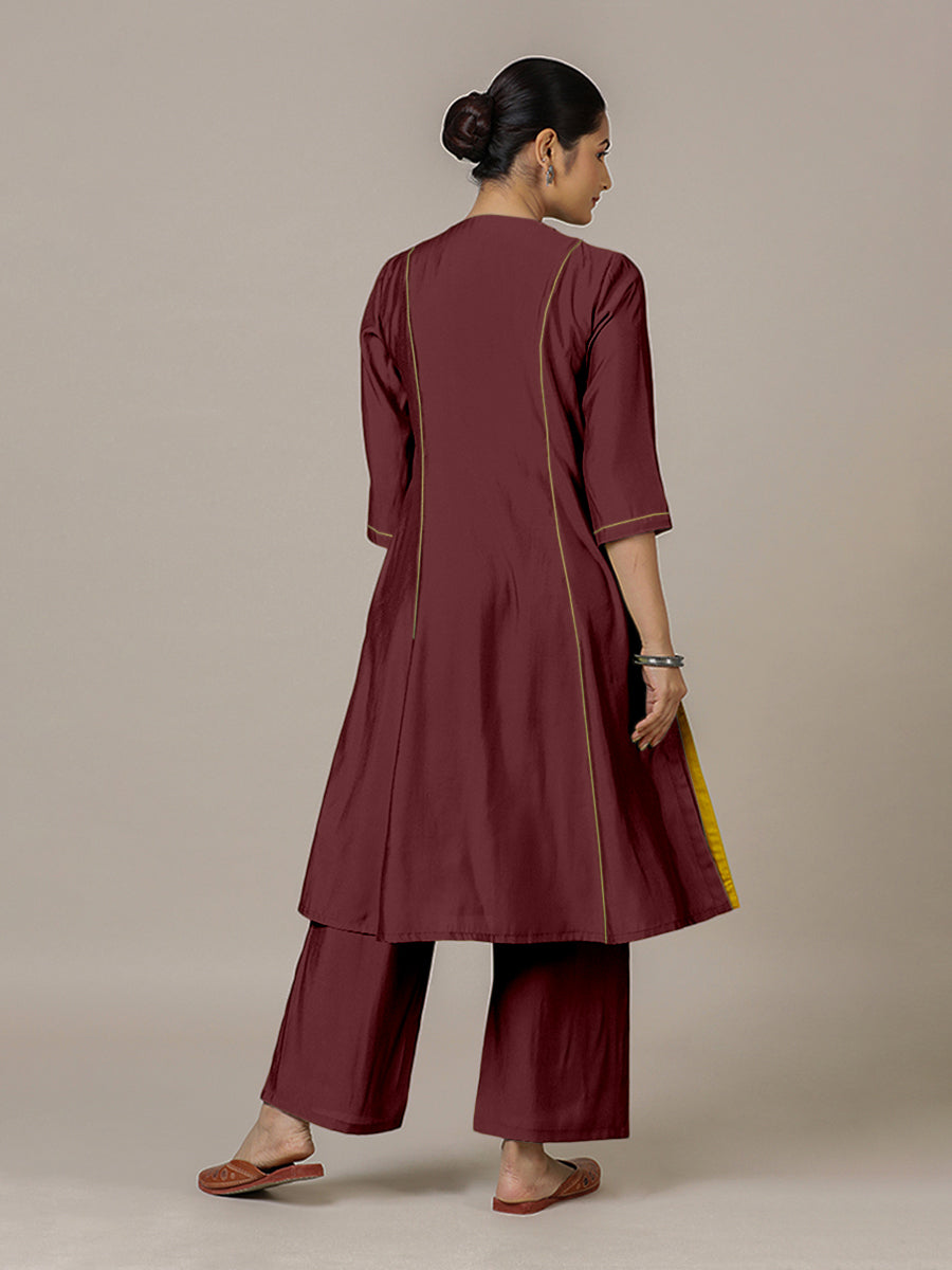Amal x Rozaana Kurta, in Maroon Viscose, featuring three quarter sleeves and overlap v-neckline, made for daily & work (view 2).