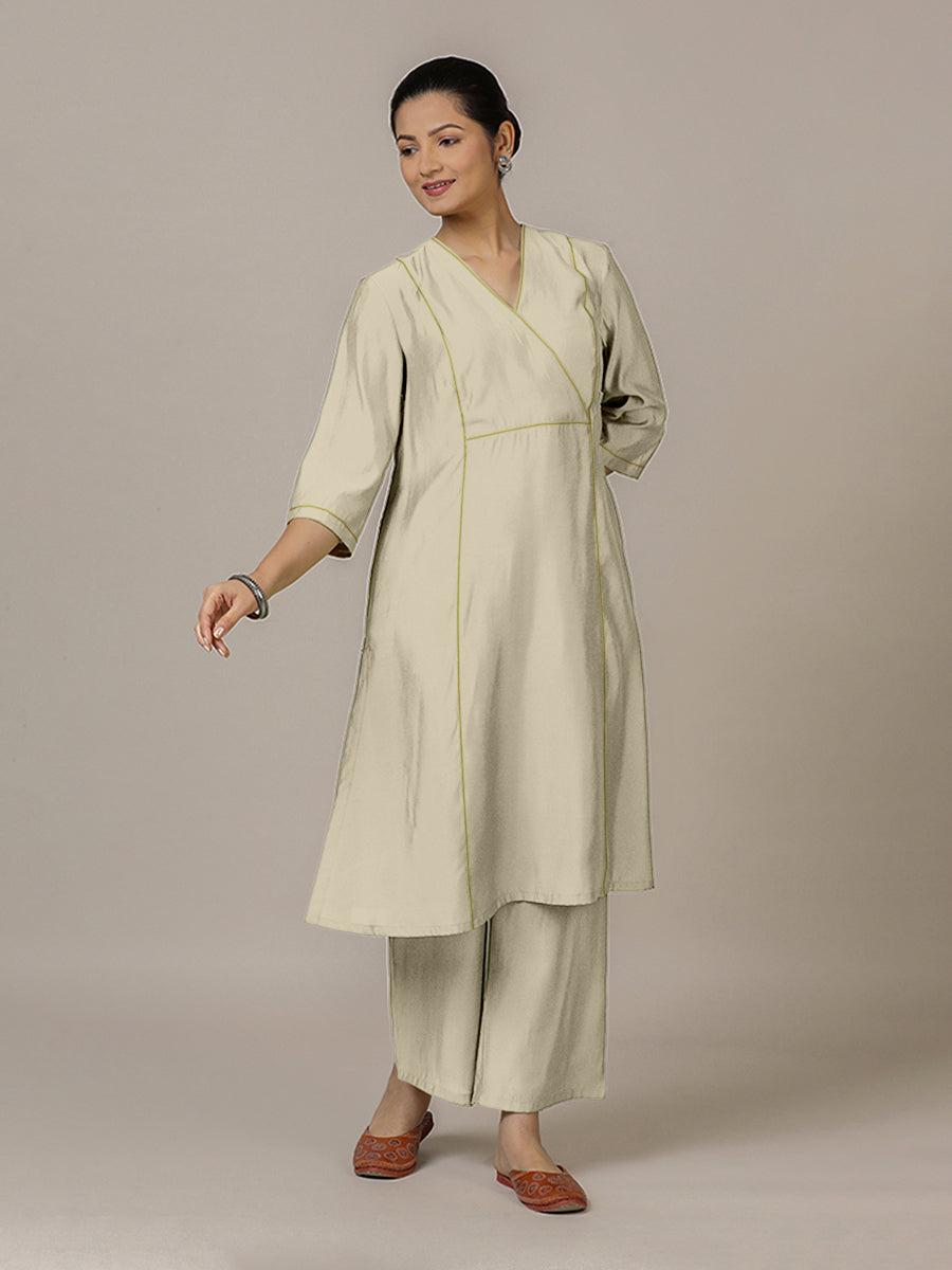 Amal x Rozaana Kurta, in Cream Viscose, featuring three quarter sleeves and overlap v-neckline, made for daily & work (view 5).
