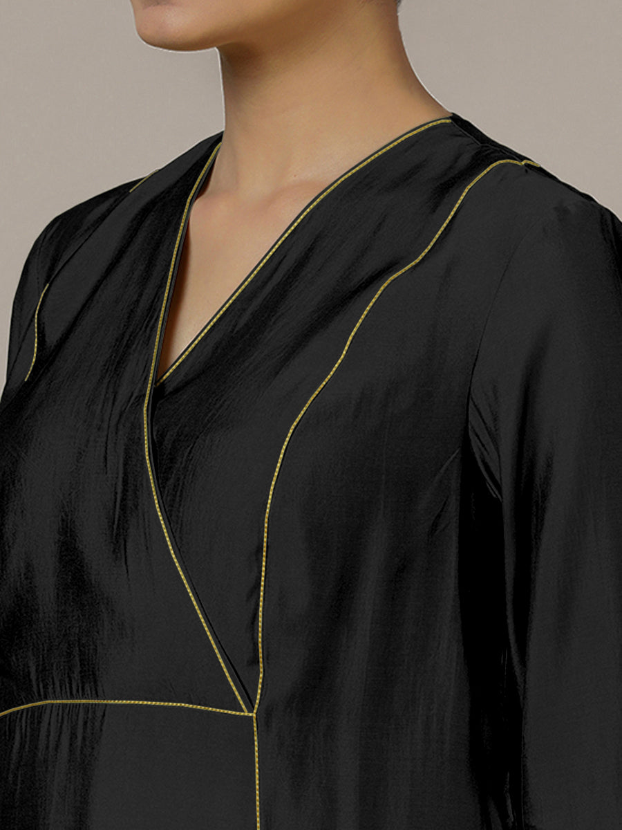 Amal x Rozaana Kurta, in Black Viscose, featuring three quarter sleeves and overlap v-neckline, made for daily & work (view 3).