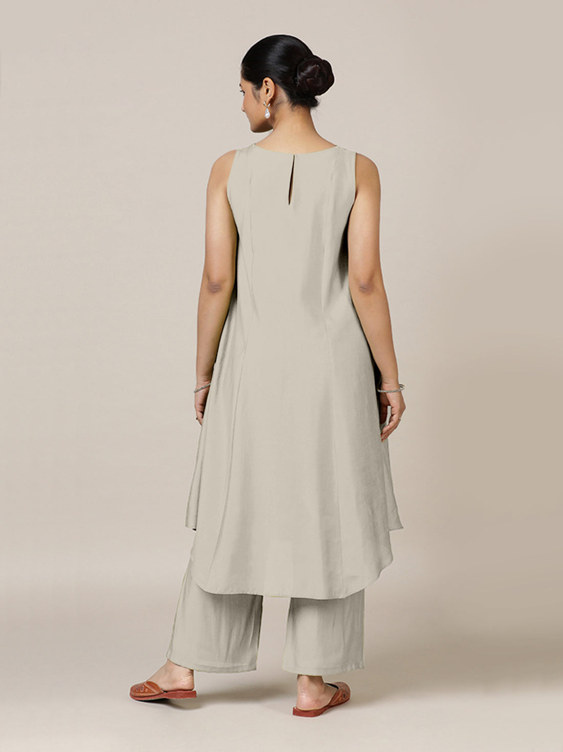Anoki x Rozaana Kurta, in Grey Viscose, featuring sleeveless and boat neckline, made for daily & work (view 2).