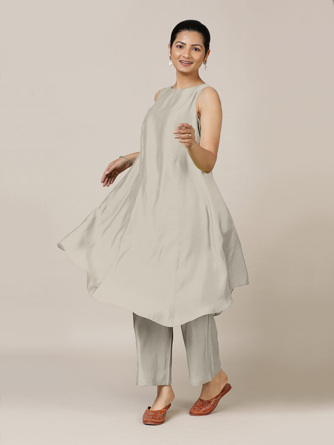 Anoki x Rozaana Kurta, in Grey Viscose, featuring sleeveless and boat neckline, made for daily & work (view 5).