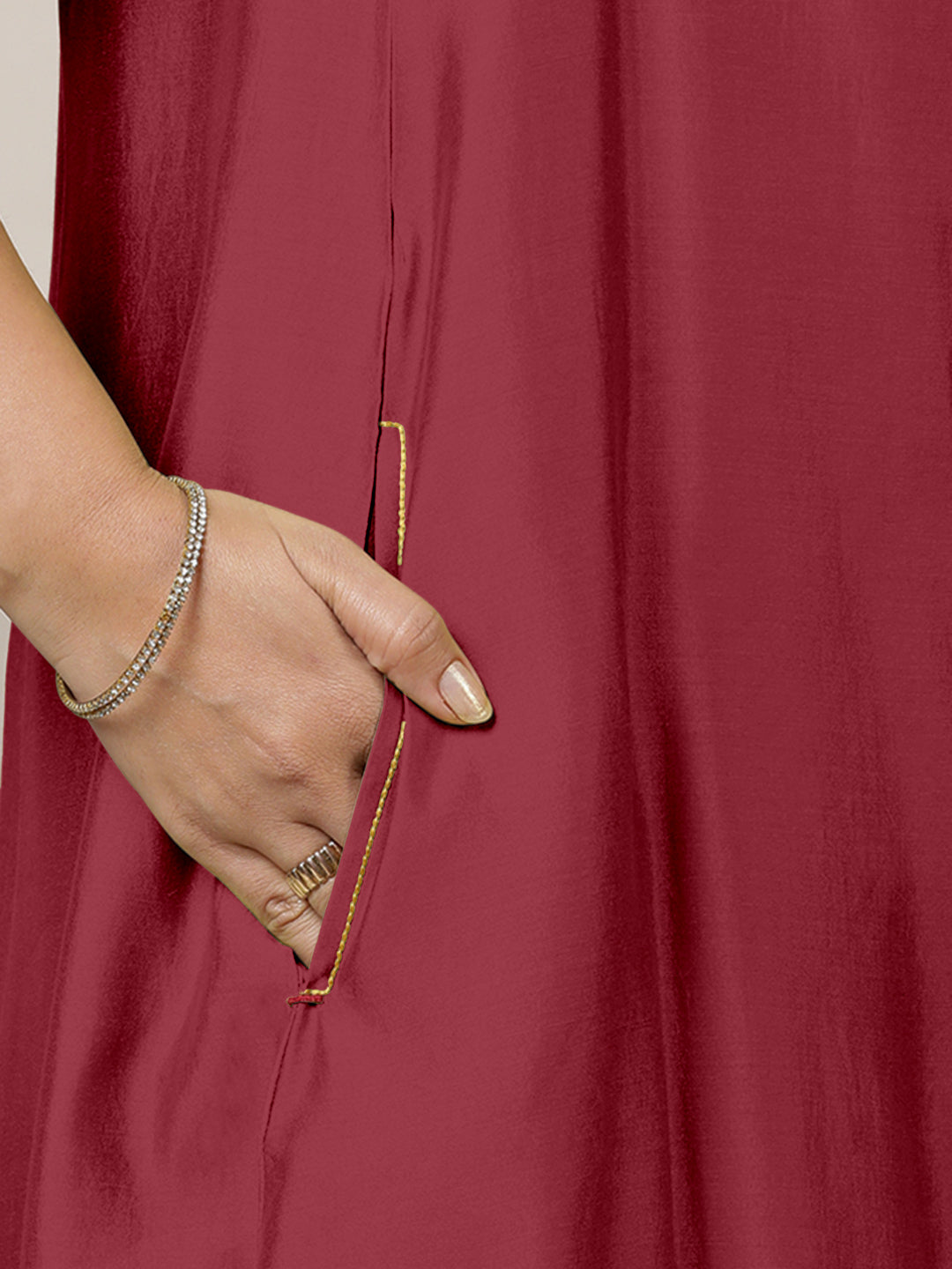 Anoki x Rozaana Kurta, in Red Viscose, featuring sleeveless and boat neckline, made for daily & work (view 3).
