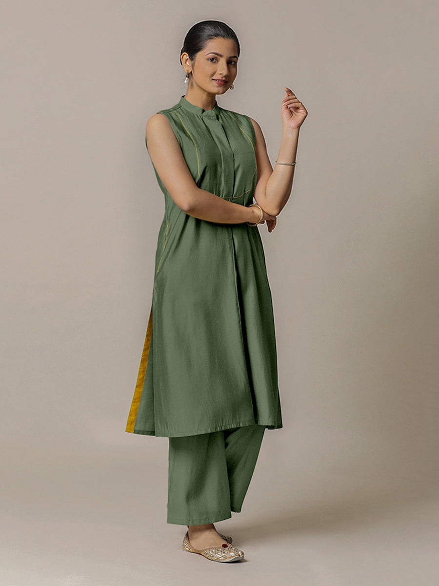 Eira x Rozaana Kurta, in Green Viscose, featuring sleeveless and band collar neckline, made for daily & work.