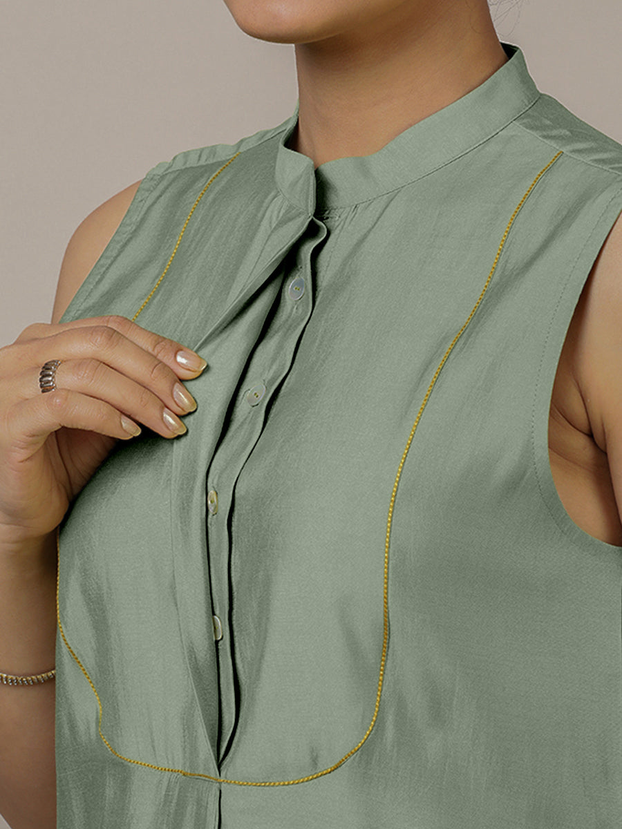 Eira x Rozaana Kurta, in Green Viscose, featuring sleeveless and band collar neckline, made for daily & work (view 4).