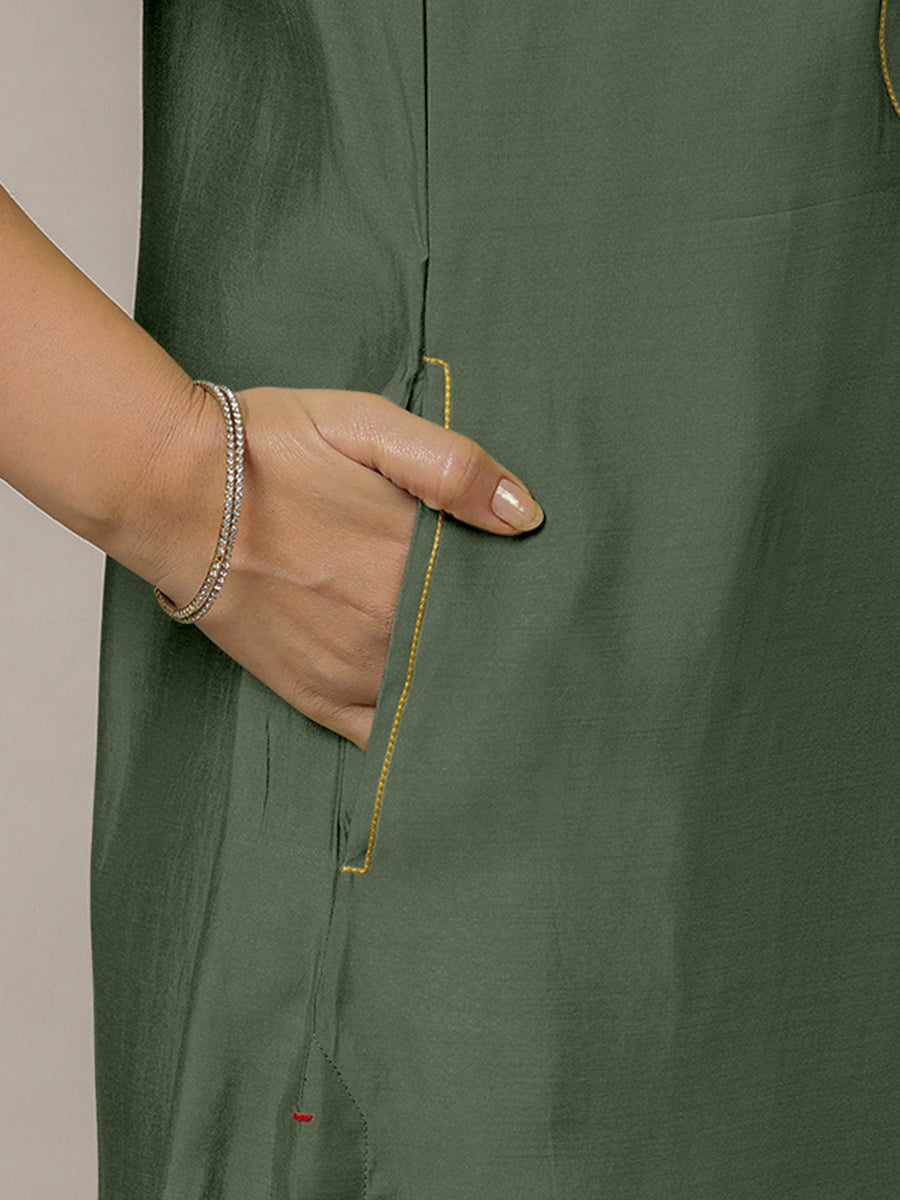 Eira x Rozaana Kurta, in Green Viscose, featuring sleeveless and band collar neckline, made for daily & work (view 5).
