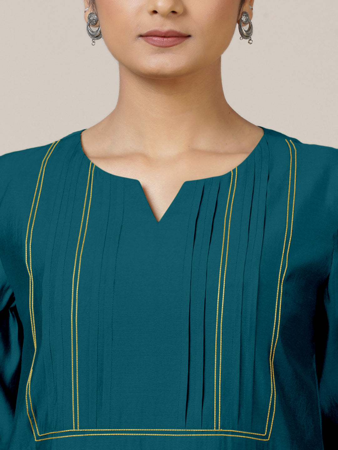 Esha x Rozaana Kurta, in Blue Viscose, featuring elbow sleeves and round neck with splitline, made for daily & work (view 4).