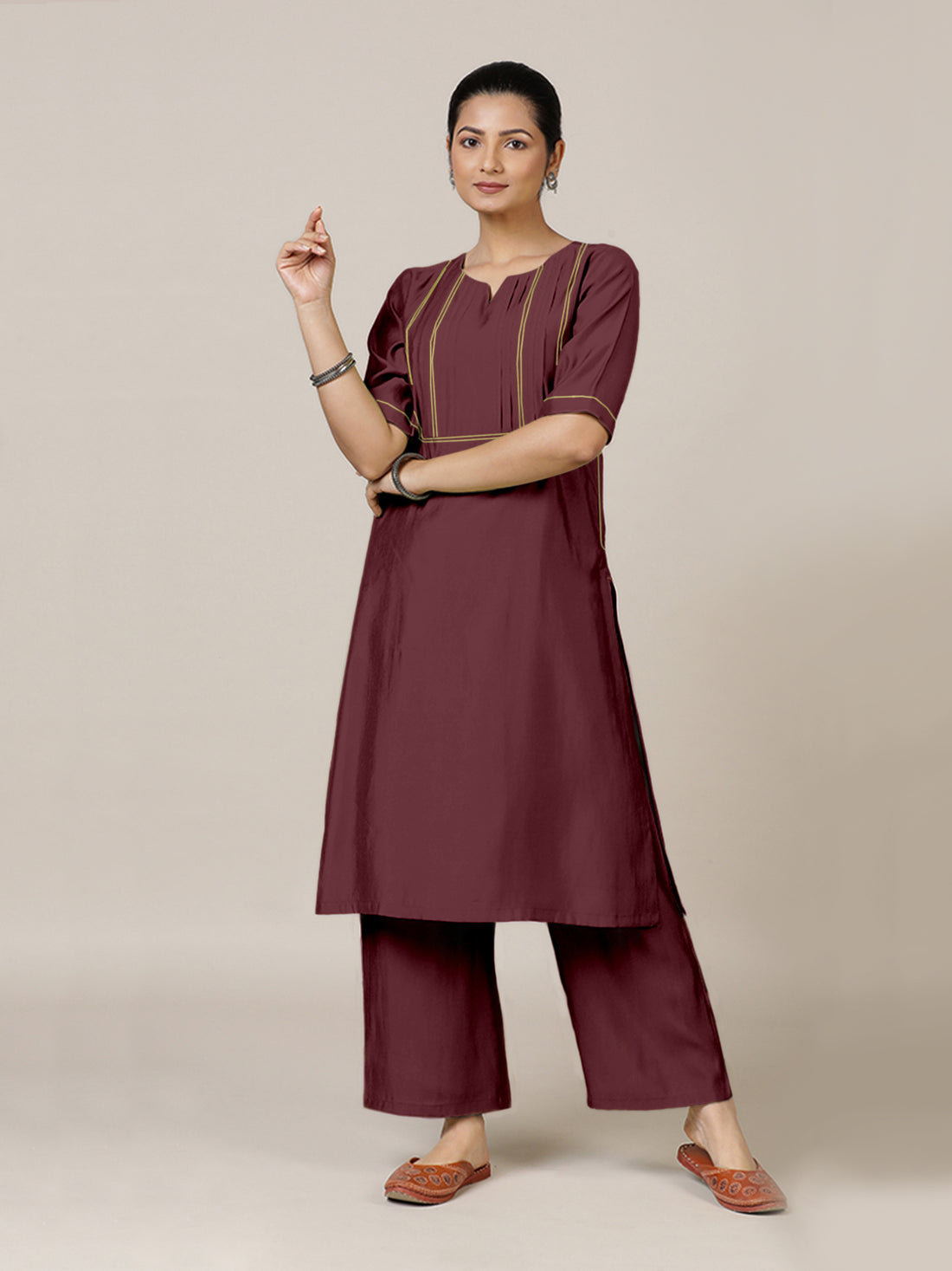 Esha x Rozaana Kurta, in Maroon Viscose, featuring elbow sleeves and round neck with splitline, made for daily & work (view 7).