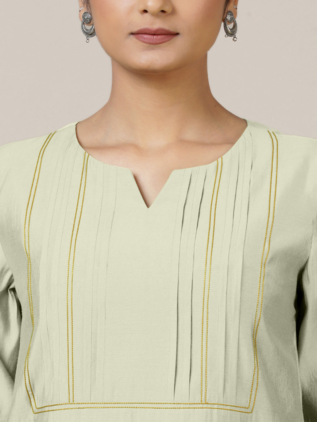 Esha x Rozaana Kurta, in Cream Viscose, featuring elbow sleeves and round neck with splitline, made for daily & work (view 4).