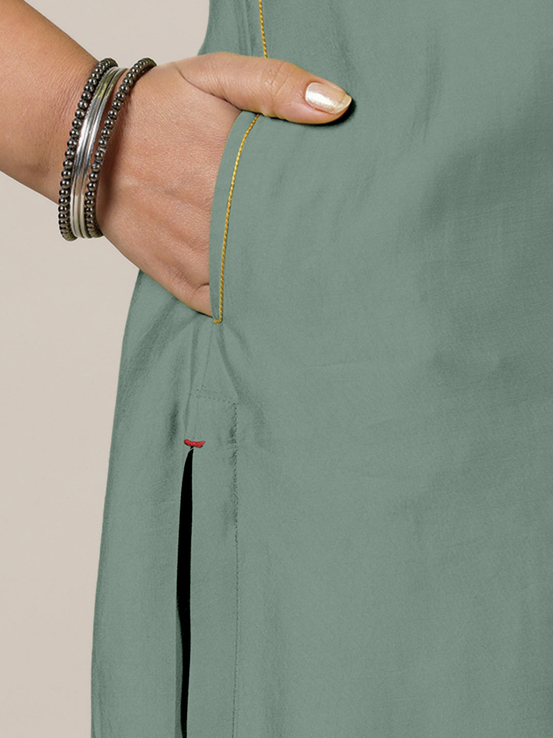 Esha x Rozaana Kurta, in Green Viscose, featuring elbow sleeves and round neck with splitline, made for daily & work (view 3).