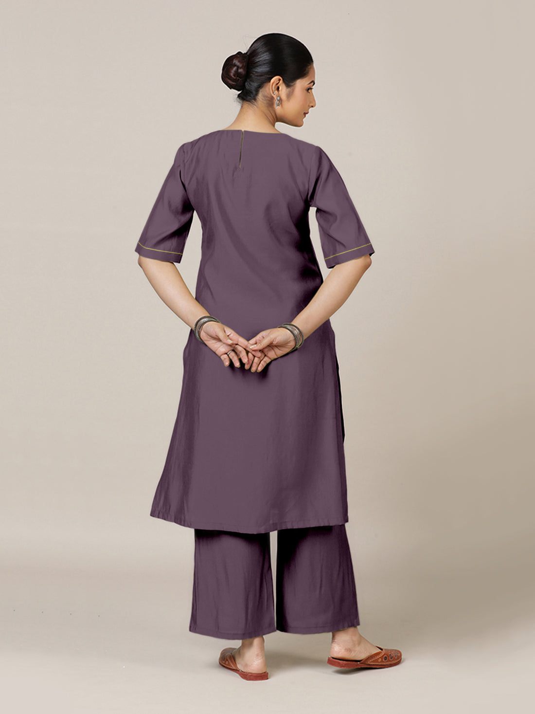 Esha x Rozaana Kurta, in Purple Viscose, featuring elbow sleeves and round neck with splitline, made for daily & work (view 2).