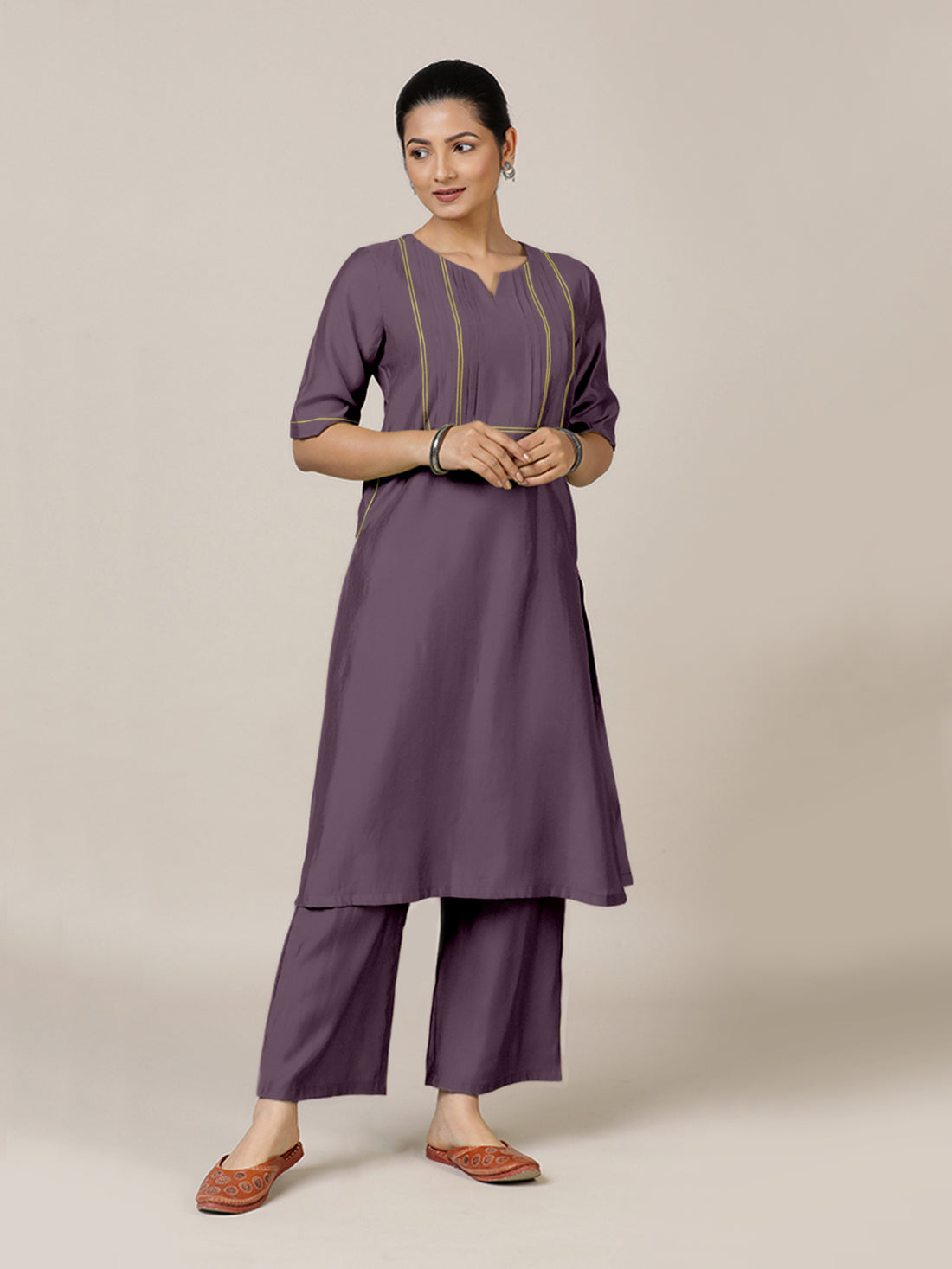 Esha x Rozaana Kurta, in Purple Viscose, featuring elbow sleeves and round neck with splitline, made for daily & work (view 6).