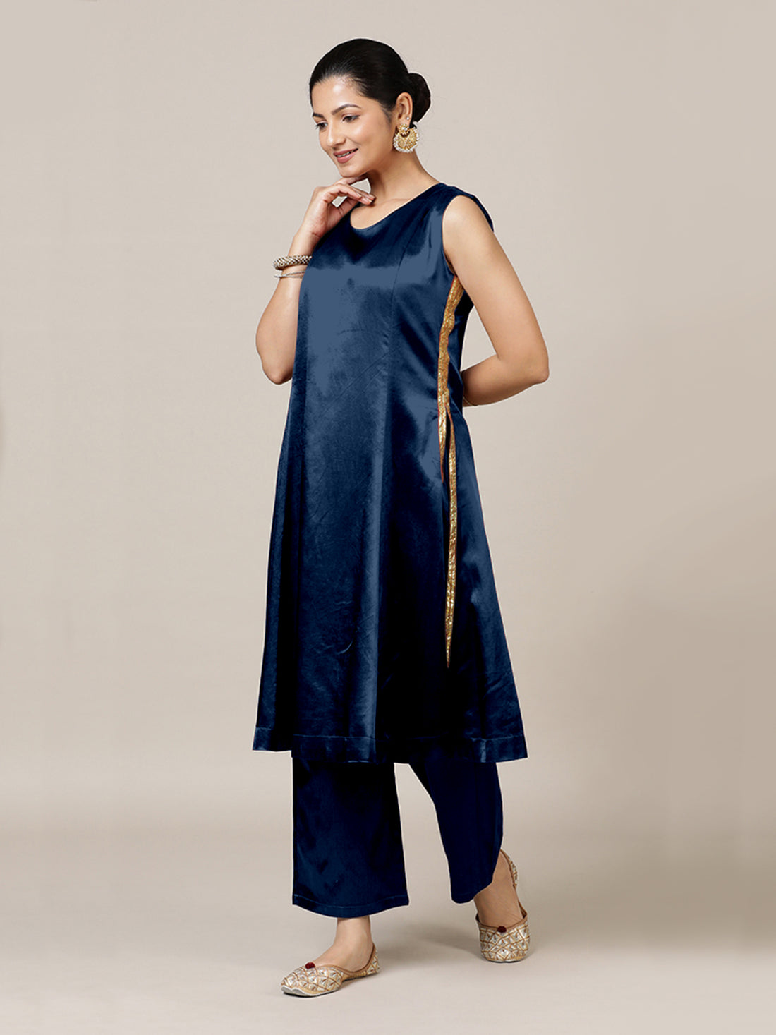 Gulnaaz x Tyohaar Kurta, in Blue Vegan Silk, featuring sleeveless and round neckline, made for party & festive (view 7).
