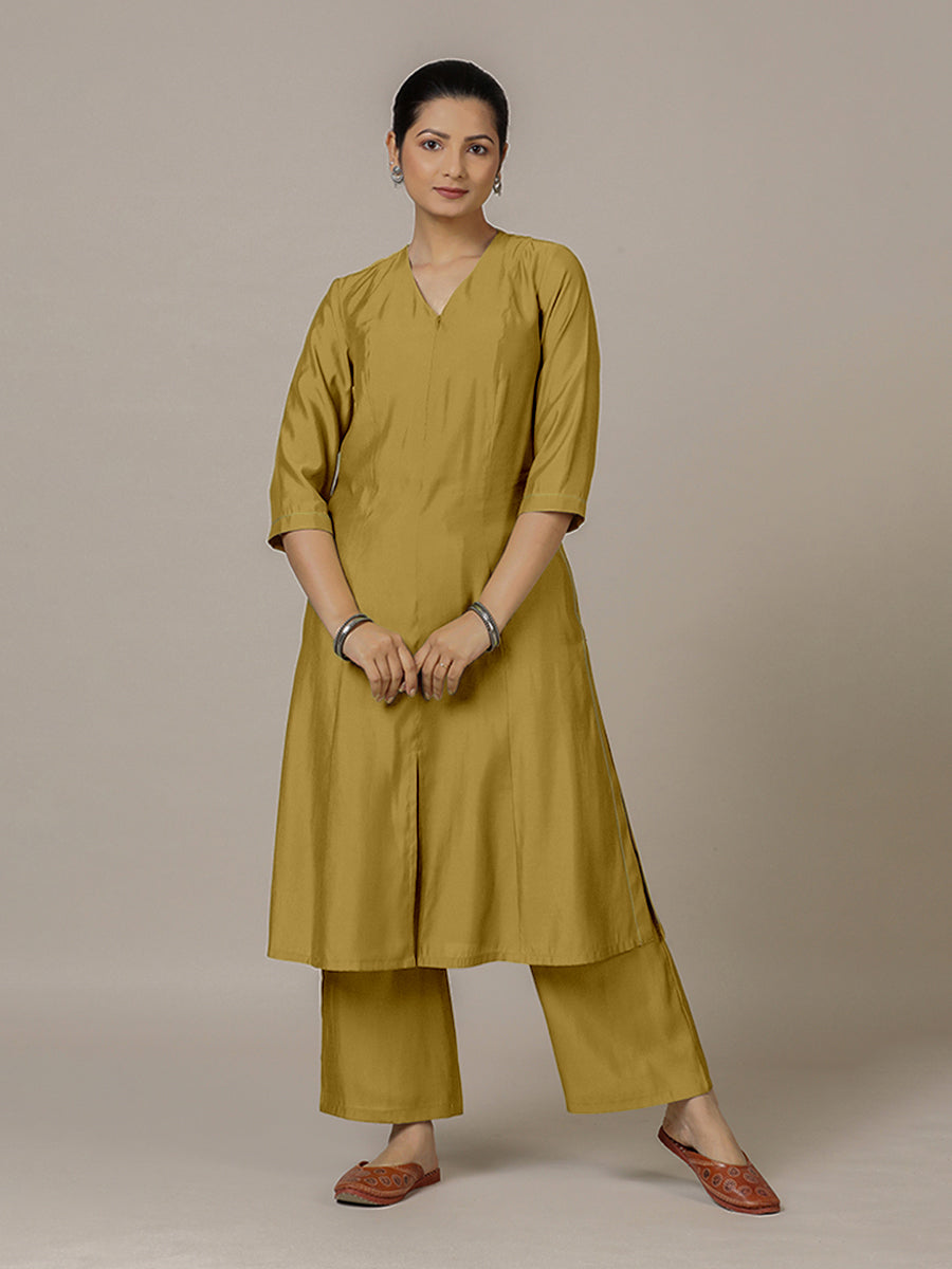 Mahek x Rozaana Kurta, in Yellow Viscose, featuring three quarter sleeves and v-neckline, made for daily & work.