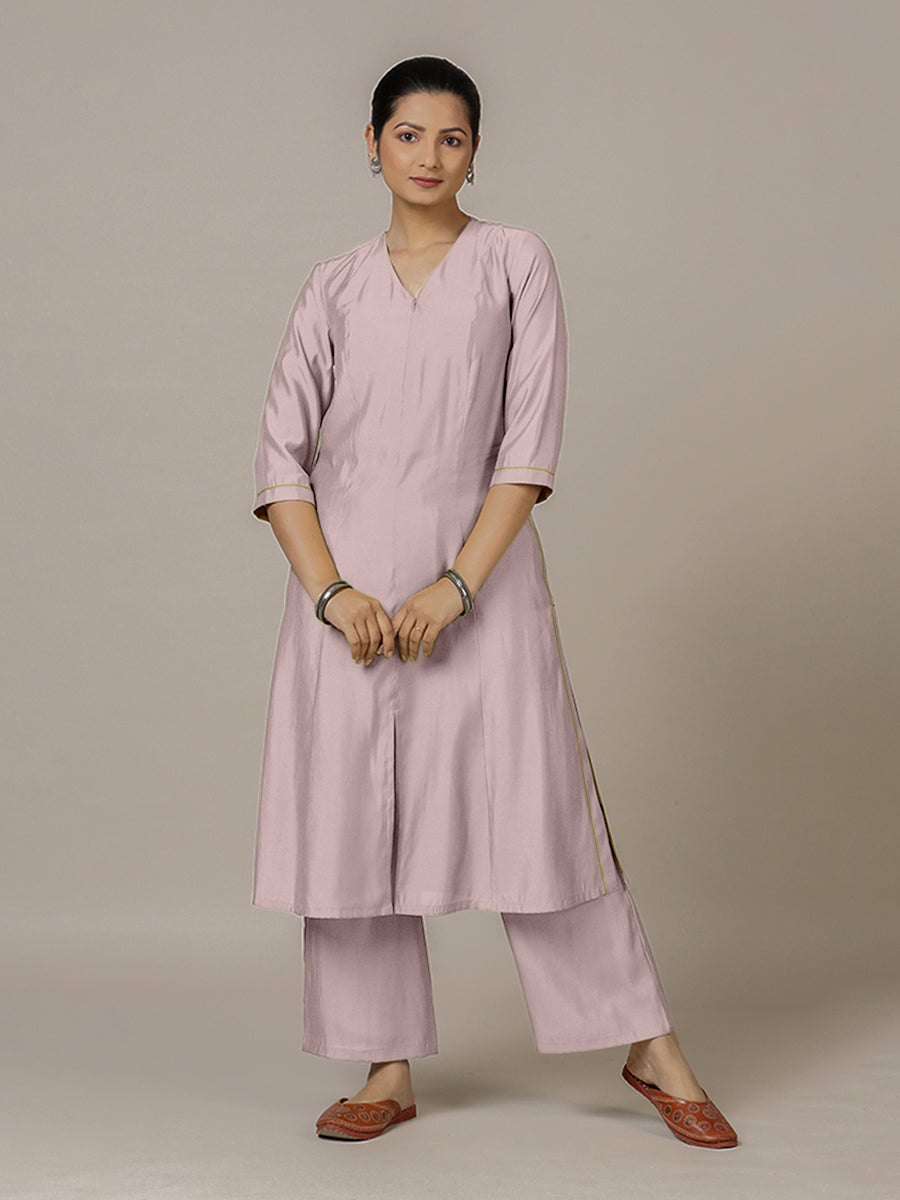Mahek x Rozaana Kurta, in Purple Viscose, featuring three quarter sleeves and v-neckline, made for daily & work.