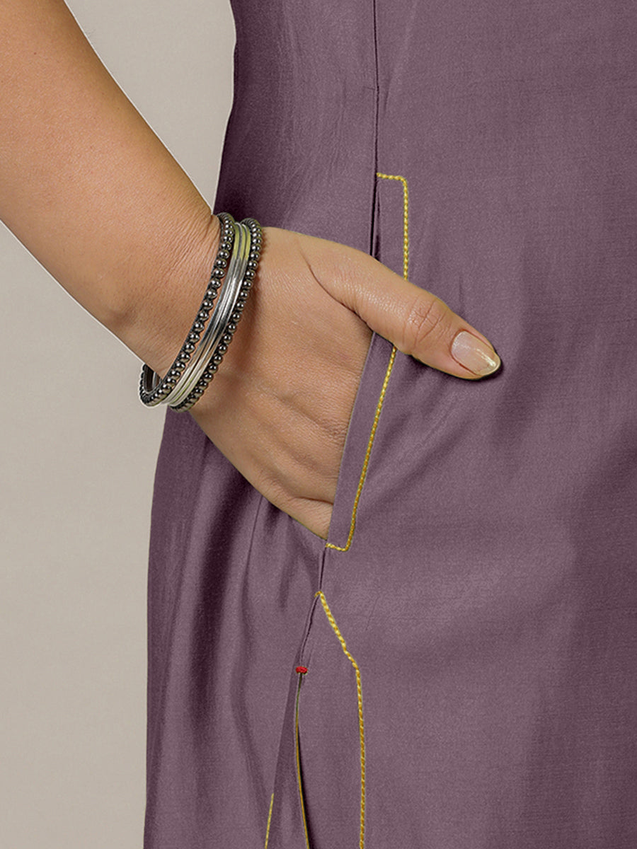 Mahek x Rozaana Kurta, in Purple Viscose, featuring three quarter sleeves and v-neckline, made for daily & work (view 4).
