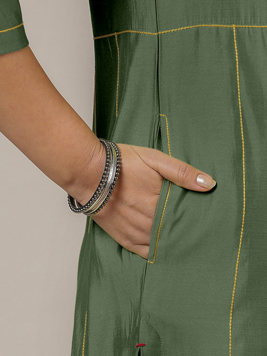 Mahi x Rozaana Kurta, in Green Viscose, featuring three quarter sleeves and round neck with splitline, made for daily & work.
