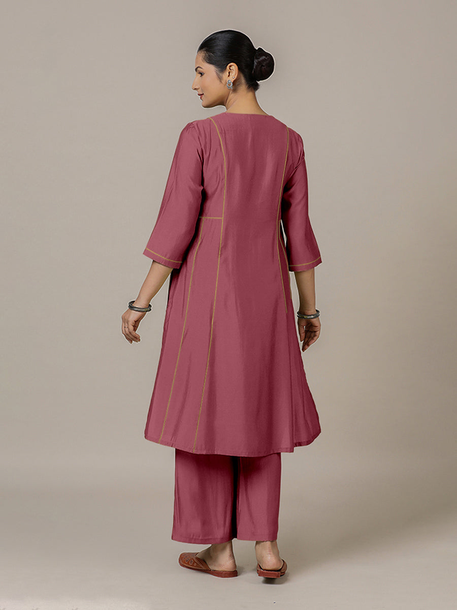 Mahi x Rozaana Kurta, in Pink Viscose, featuring three quarter sleeves and round neck with splitline, made for daily & work.