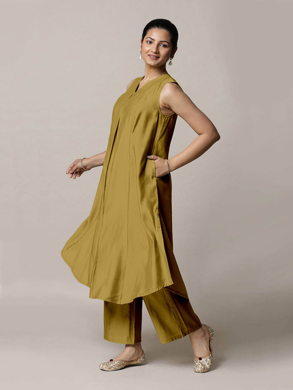 Mirha x Rozaana | A Line Kurta in Dijon Mustard with Thread Work | Coords or Only Kurta