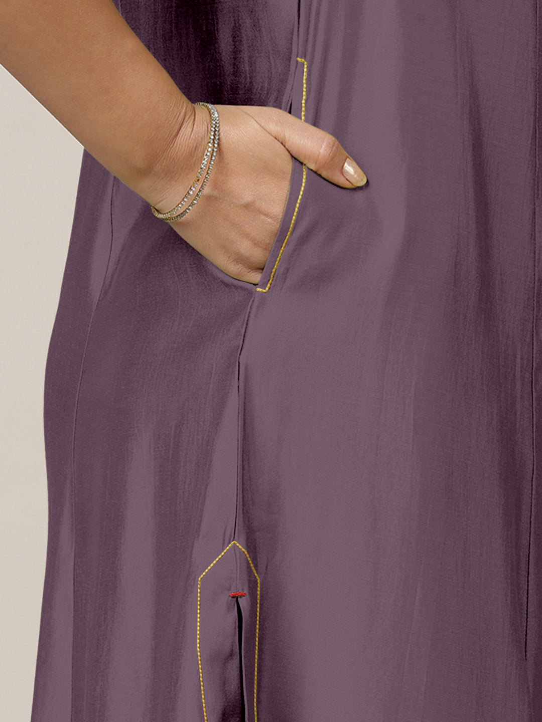 Mirha x Rozaana Kurta, in Purple Viscose, featuring sleeveless and v-neckline, made for daily & work (view 3).