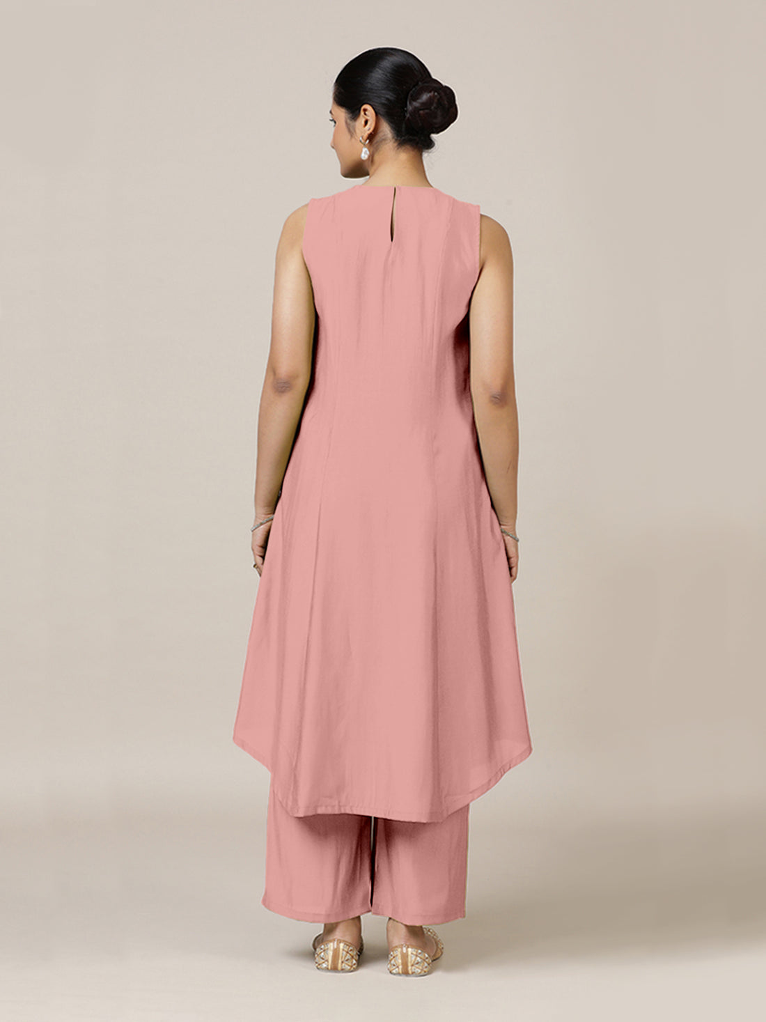 Mirha x Rozaana Kurta, in Pink Viscose, featuring sleeveless and v-neckline, made for daily & work (view 2).