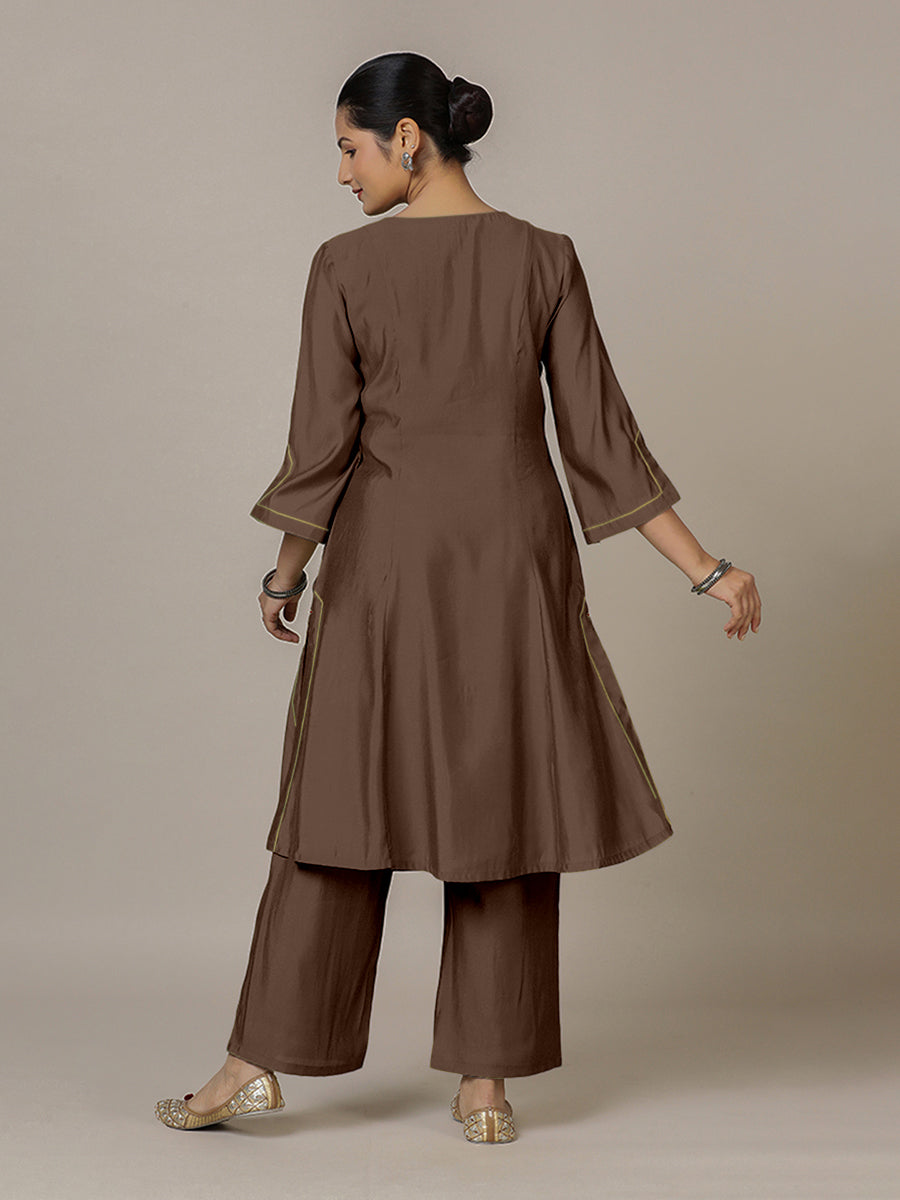 Nimrat x Rozaana Kurta, in Brown Viscose, featuring three quarter sleeves and round neck with splitline (view 2).