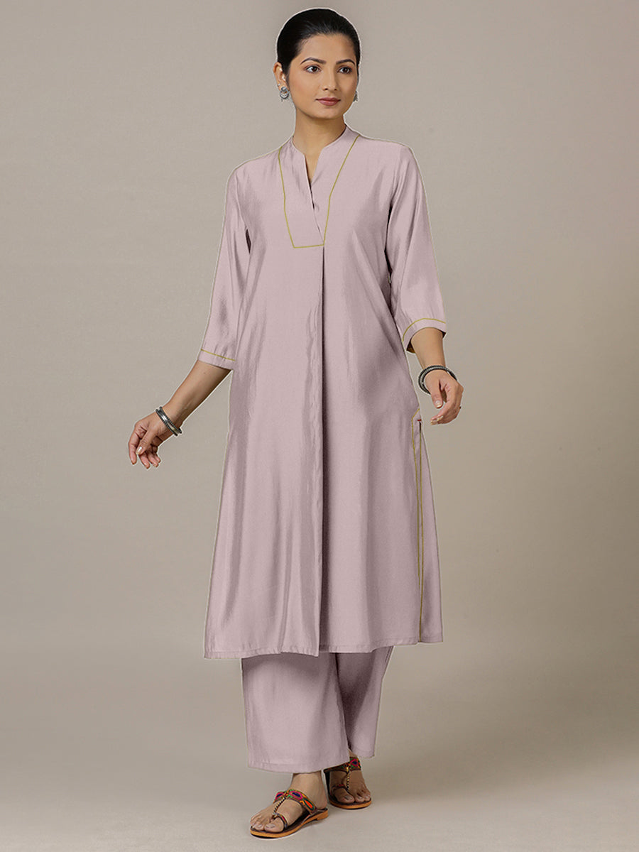 Paakhi x Rozaana Kurta, in Purple Viscose, featuring three quarter sleeves and round neck with splitline (view 6).
