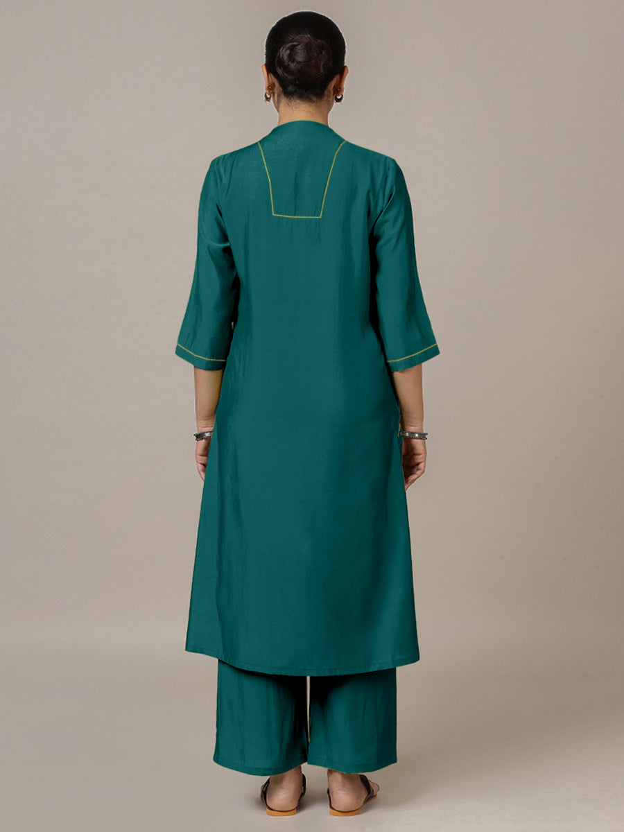 Paakhi x Rozaana Kurta, in Green Viscose, featuring three quarter sleeves and round neck with splitline (view 2).