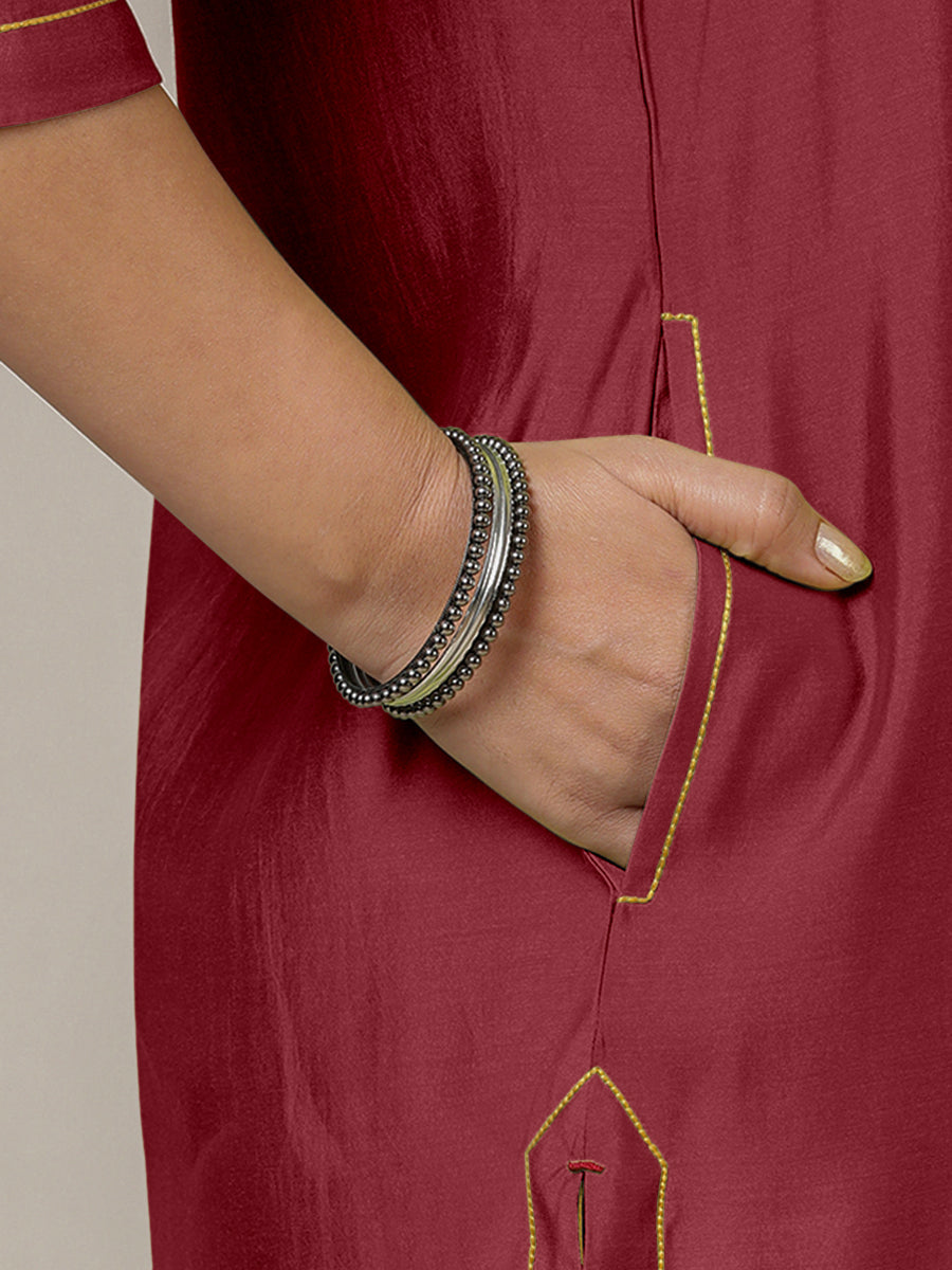 Paakhi x Rozaana Kurta, in Red Viscose, featuring three quarter sleeves and round neck with splitline, made for daily & work.