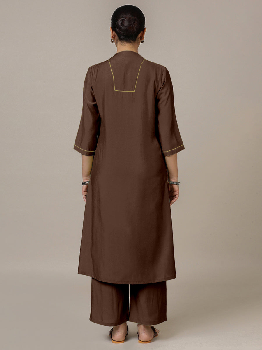 Paakhi x Rozaana Kurta, in Brown Viscose, featuring three quarter sleeves and round neck with splitline (view 2).