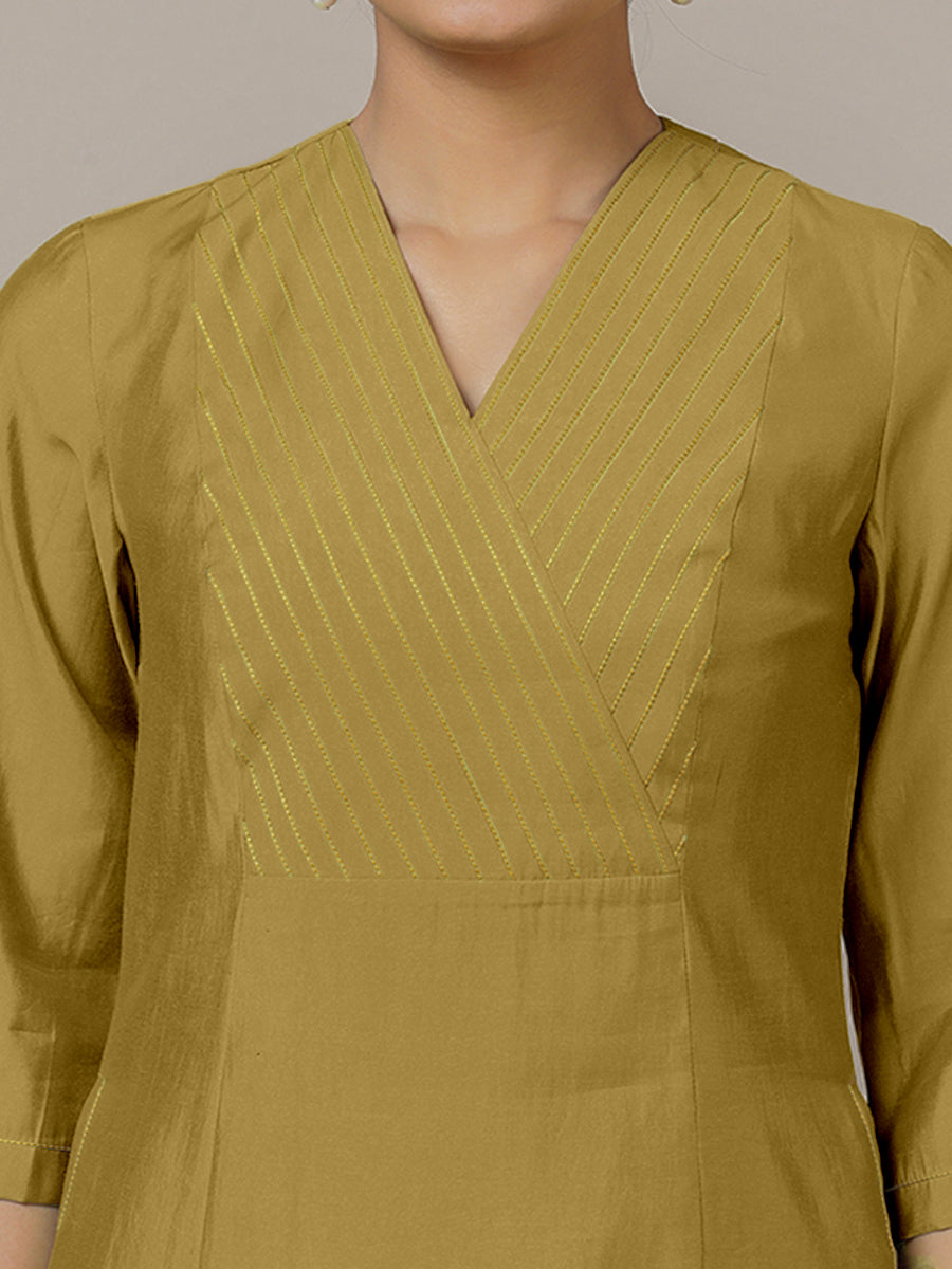 Piya x Rozaana Kurta, in Yellow Viscose, featuring three quarter sleeves and v-neckline, made for daily & work (view 3).