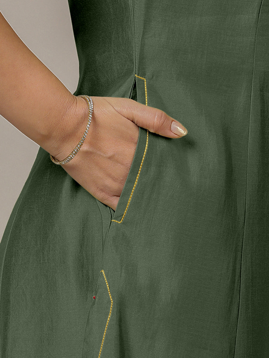 Piya x Rozaana Kurta, in Green Viscose, featuring three quarter sleeves and v-neckline, made for daily & work (view 5).