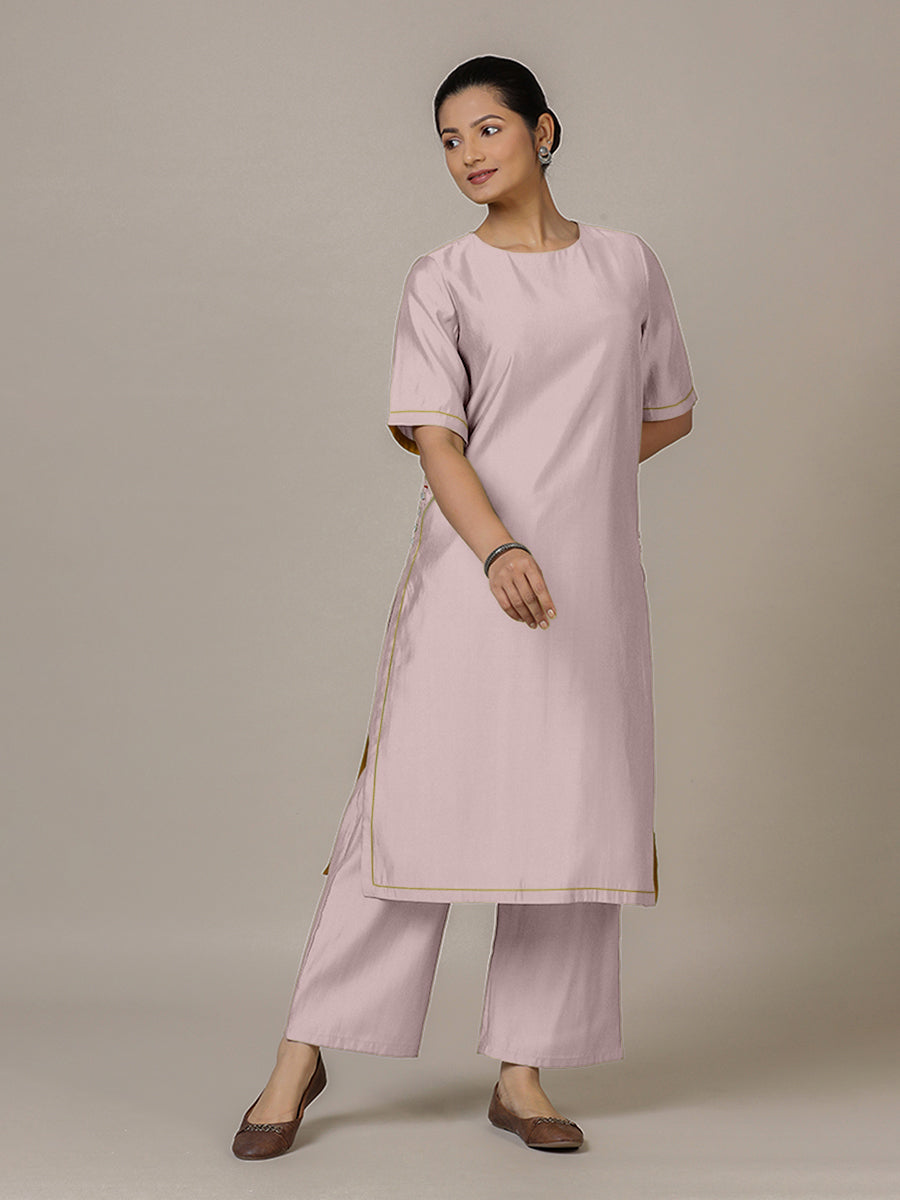 Riya x Rozaana Kurta, in Purple Viscose, featuring elbow sleeves and jewel neckline, made for daily & work (view 6).