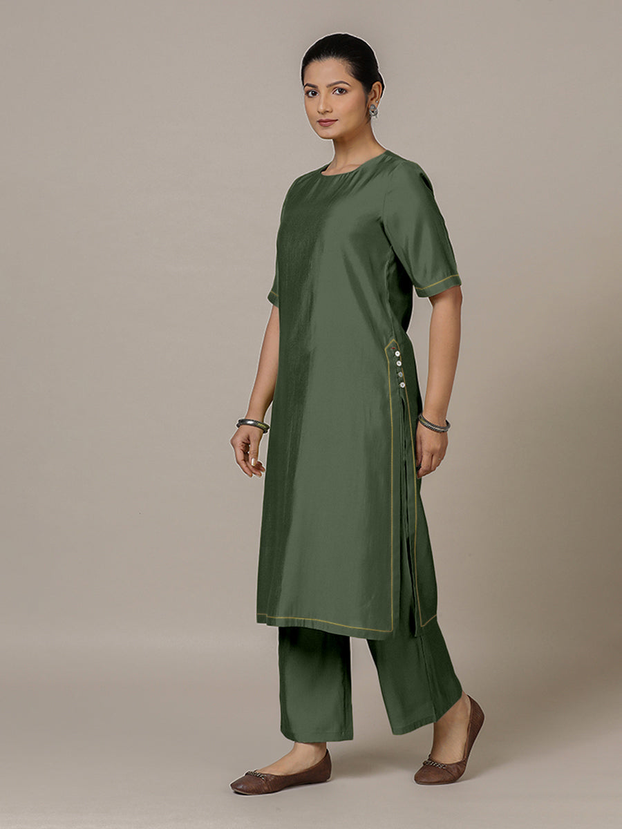 Riya x Rozaana Kurta, in Green Viscose, featuring elbow sleeves and jewel neckline, made for daily & work (view 6).