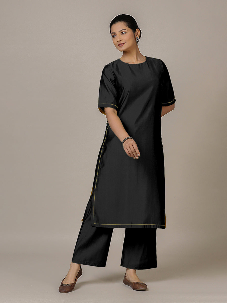Riya x Rozaana Kurta, in Black Viscose, featuring elbow sleeves and jewel neckline, made for daily & work (view 5).