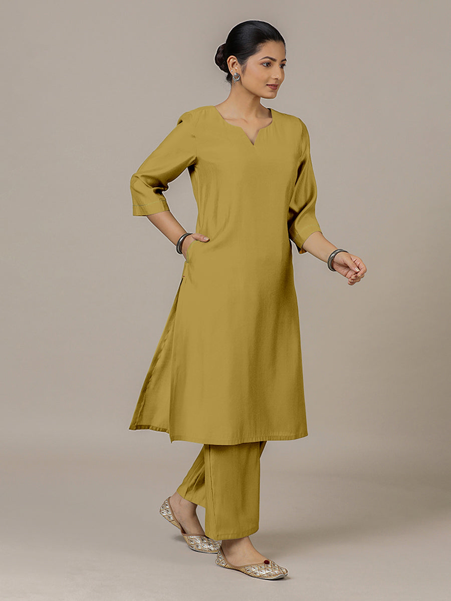 Sadaf x Rozaana Kurta, in Yellow Viscose, featuring three quarter sleeves and round neck with splitline (view 7).