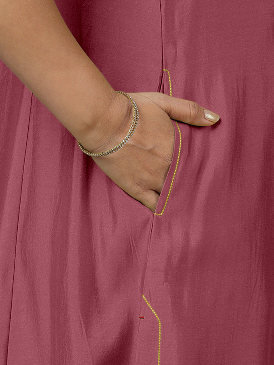 Sameera x Rozaana Kurta, in Pink Viscose, featuring sleeveless and jewel neckline, made for daily & work (view 4).