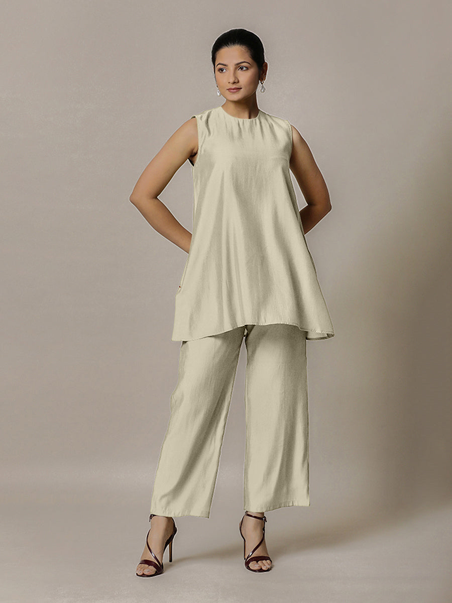 Sana x Rozaana Kurta, in Cream Viscose, featuring sleeveless and jewel neckline, made for daily & work (view 4).