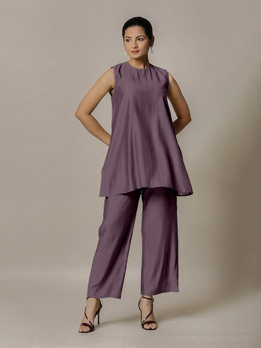 Sana x Rozaana Kurta, in Purple Viscose, featuring sleeveless and jewel neckline, made for daily & work (view 4).