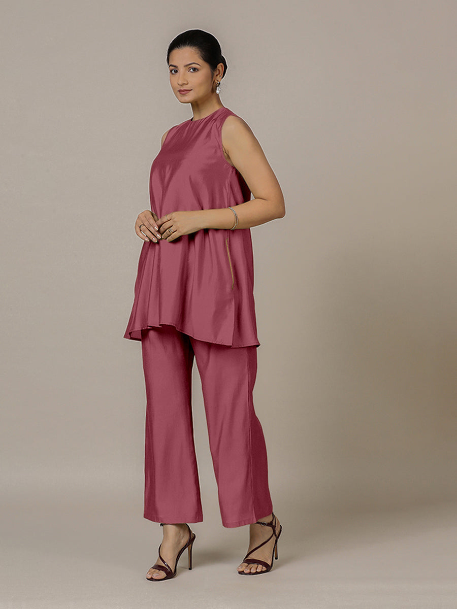 Sana x Rozaana Kurta, in Pink Viscose, featuring sleeveless and jewel neckline, made for daily & work (view 5).
